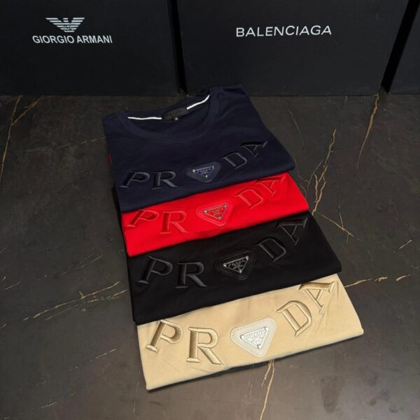 Camiseta Prada